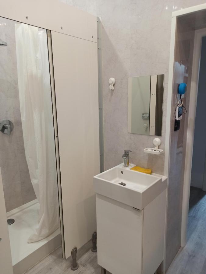Evergreen Hostel Краків Екстер'єр фото