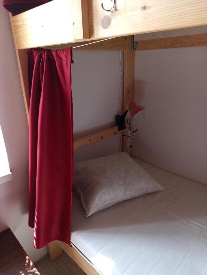 Evergreen Hostel Краків Екстер'єр фото