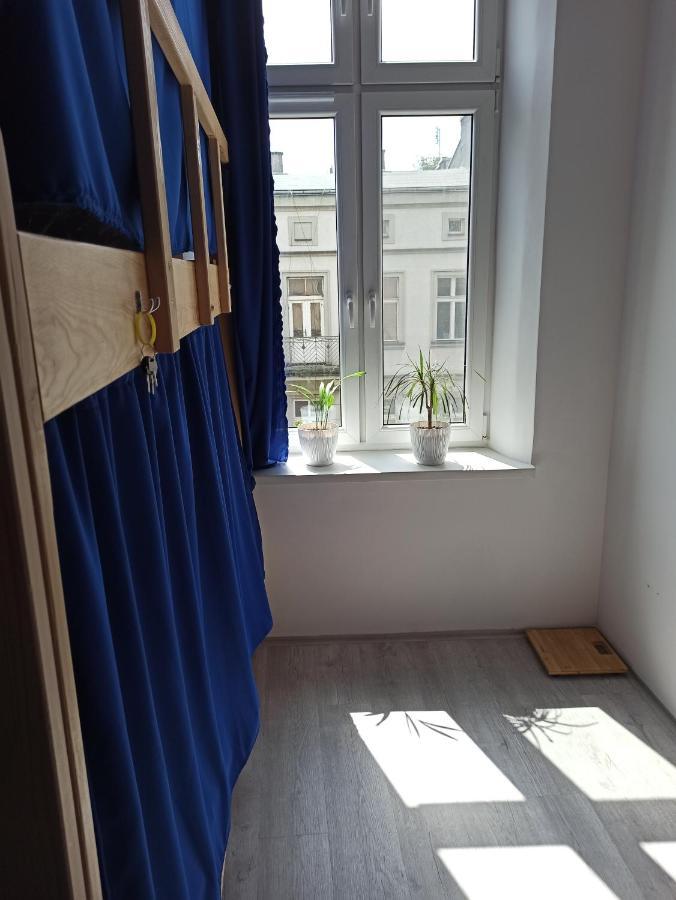 Evergreen Hostel Краків Екстер'єр фото